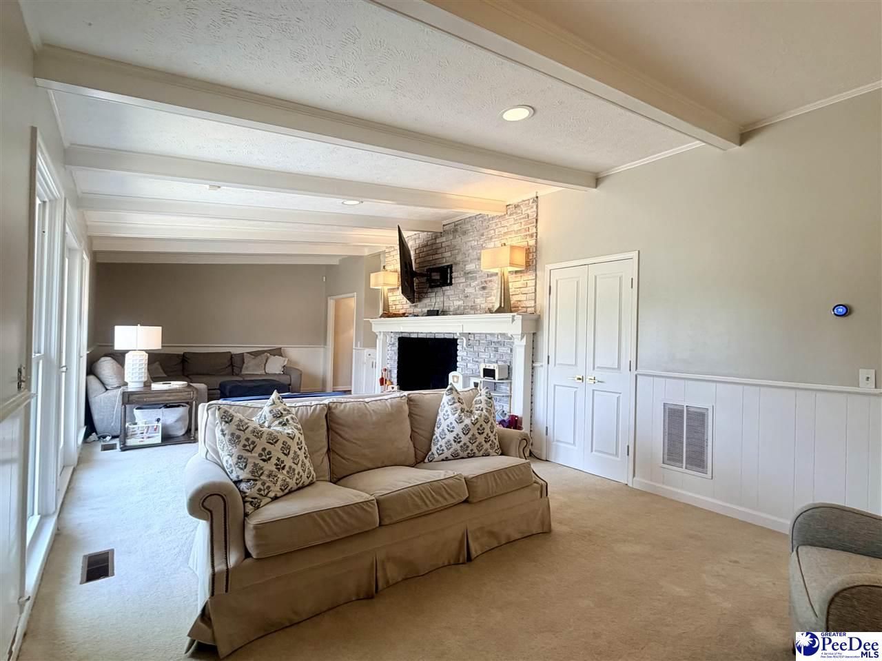 1214 Richard Street Photo 42