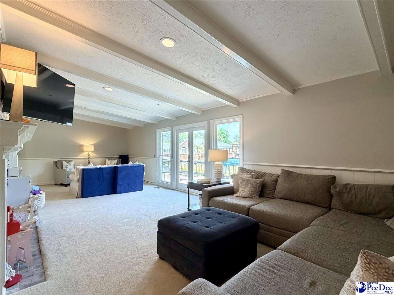 1214 Richard Street Photo 46