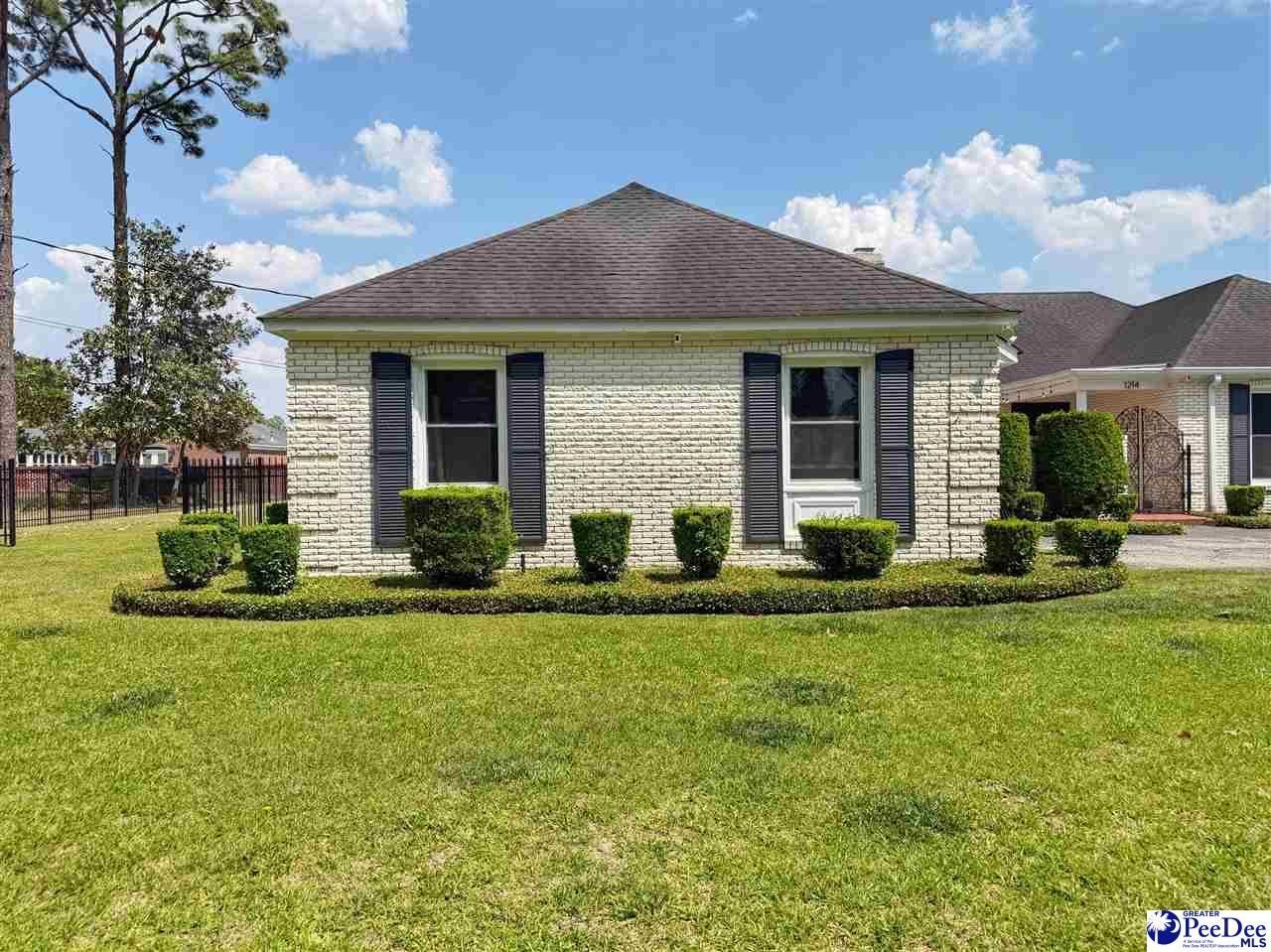 1214 Richard Street Photo 6