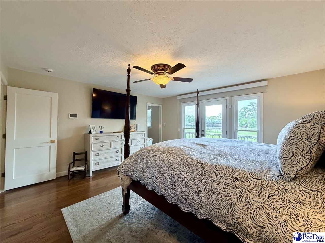 1214 Richard Street Photo 59