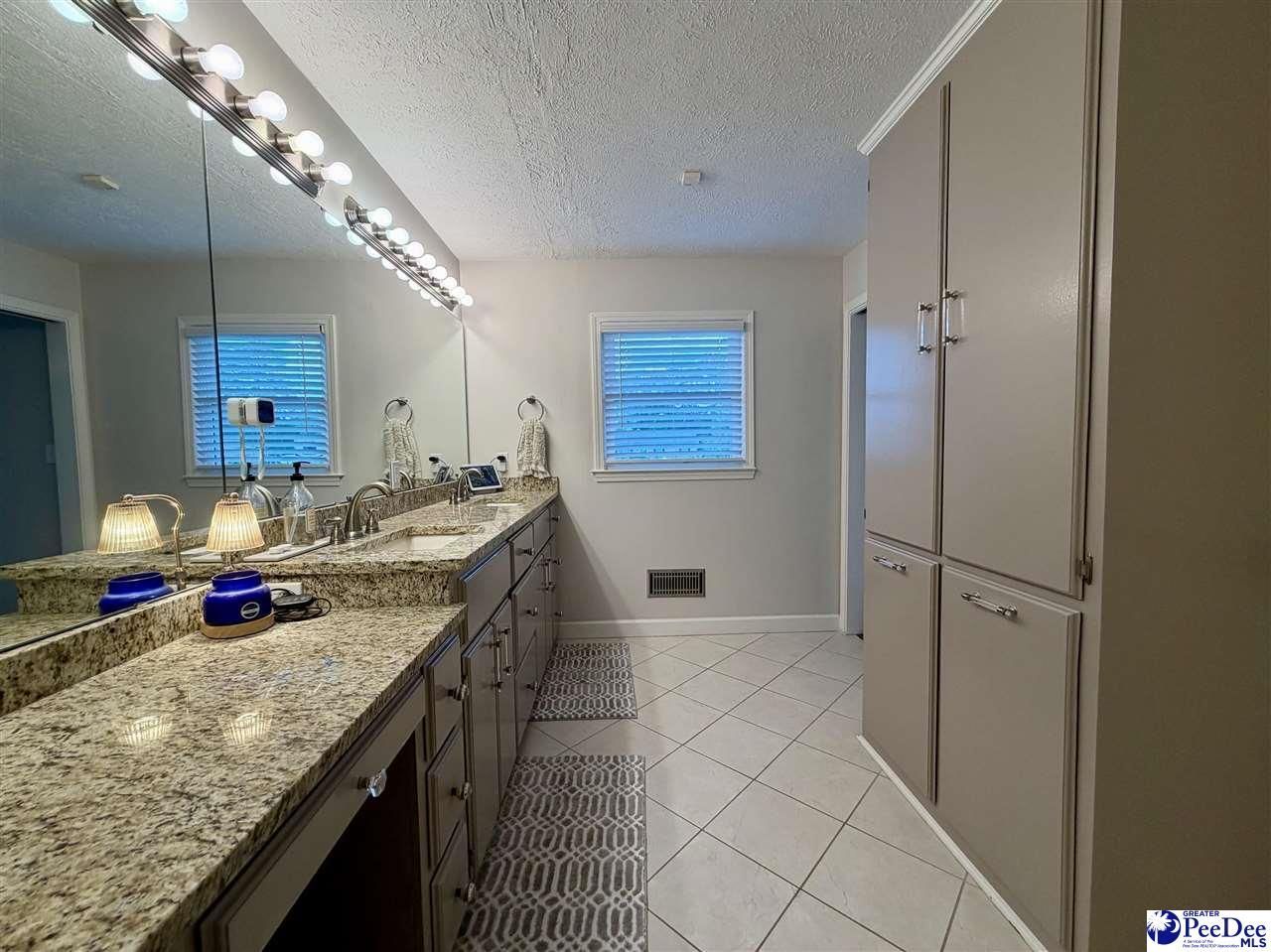 1214 Richard Street Photo 65