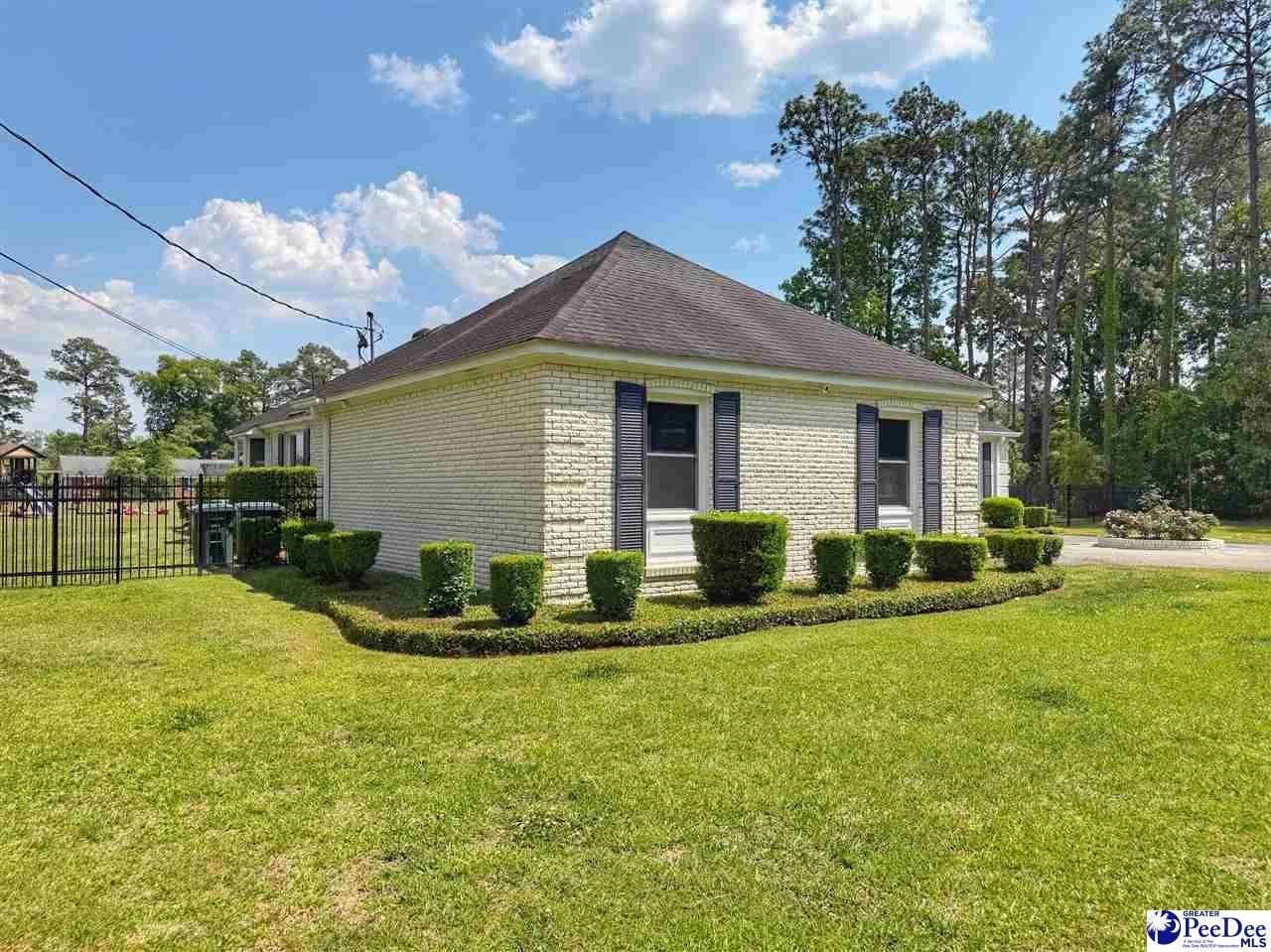 1214 Richard Street Photo 8