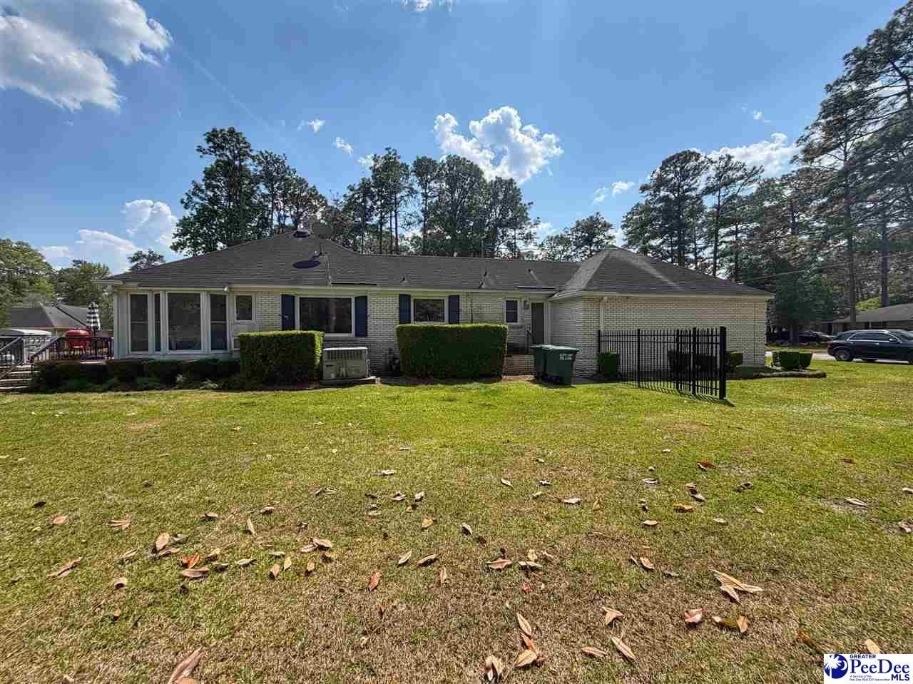 1214 Richard Street Photo 9