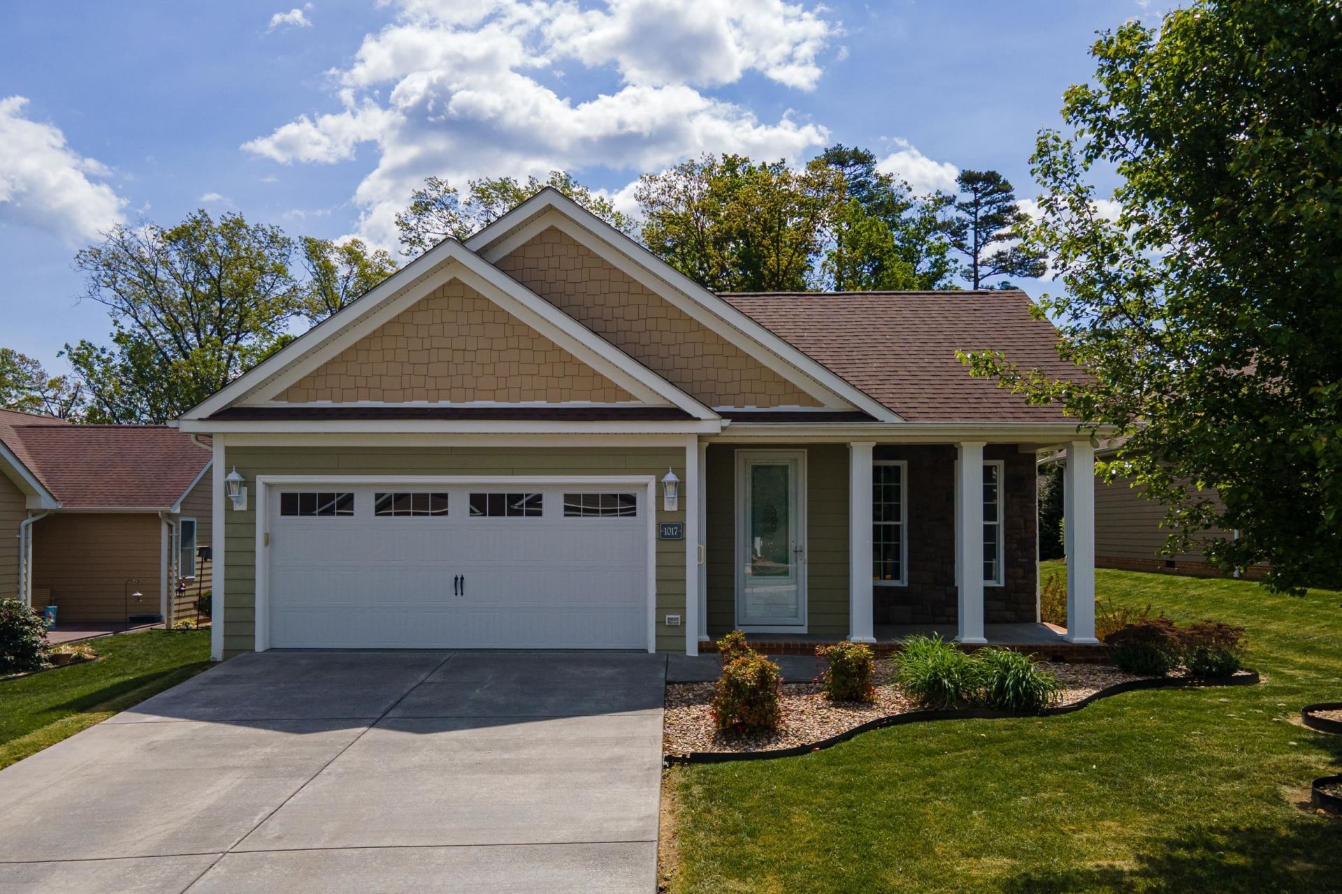 1017 Sun Poppy Ct, Woodstock, VA 22664 Main Photo