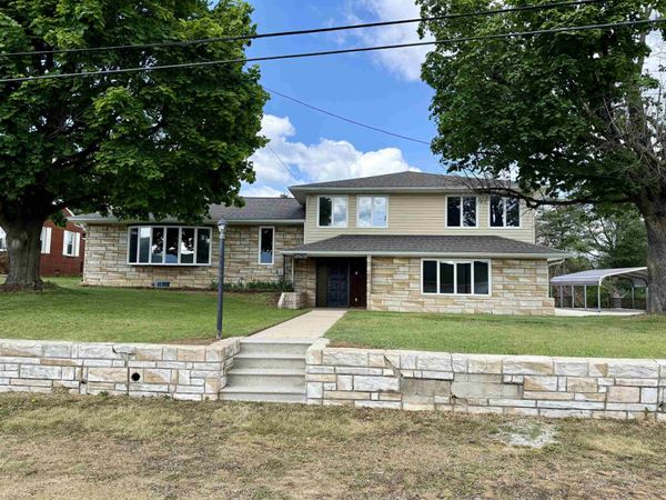 369 MONGER HILL RD, ELKTON, VA 22827