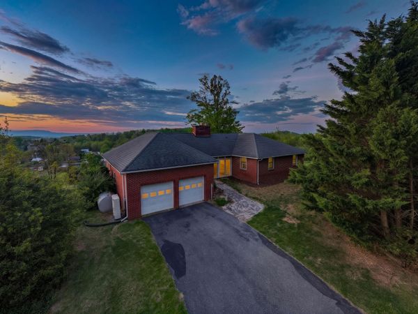 7133 TURLEYTOWN RD, SINGERS GLEN, VA 22850