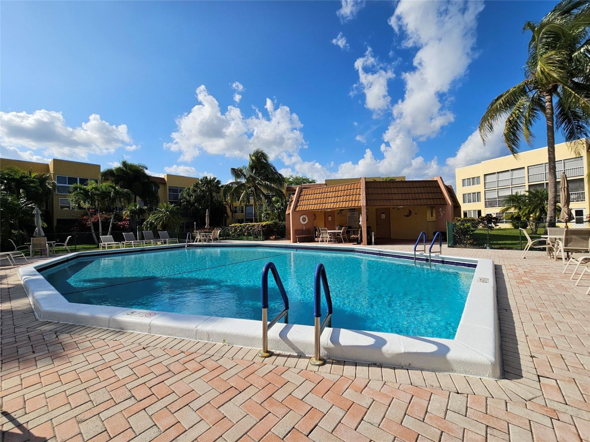 6700 Royal Palm Boulevard, Unit 112d, Margate, FL 33063 Photo
