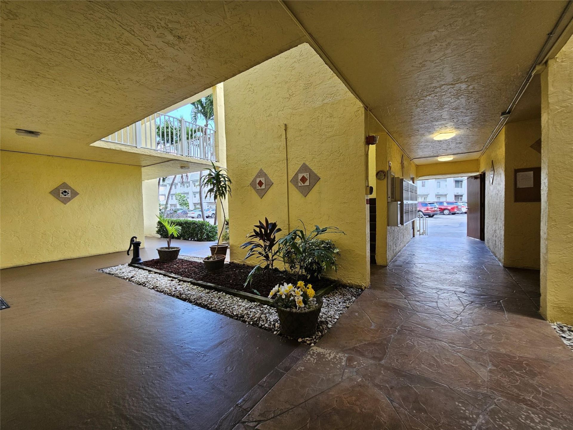 6700 Royal Palm Boulevard, Unit 112d, Margate, FL 33063 Photo