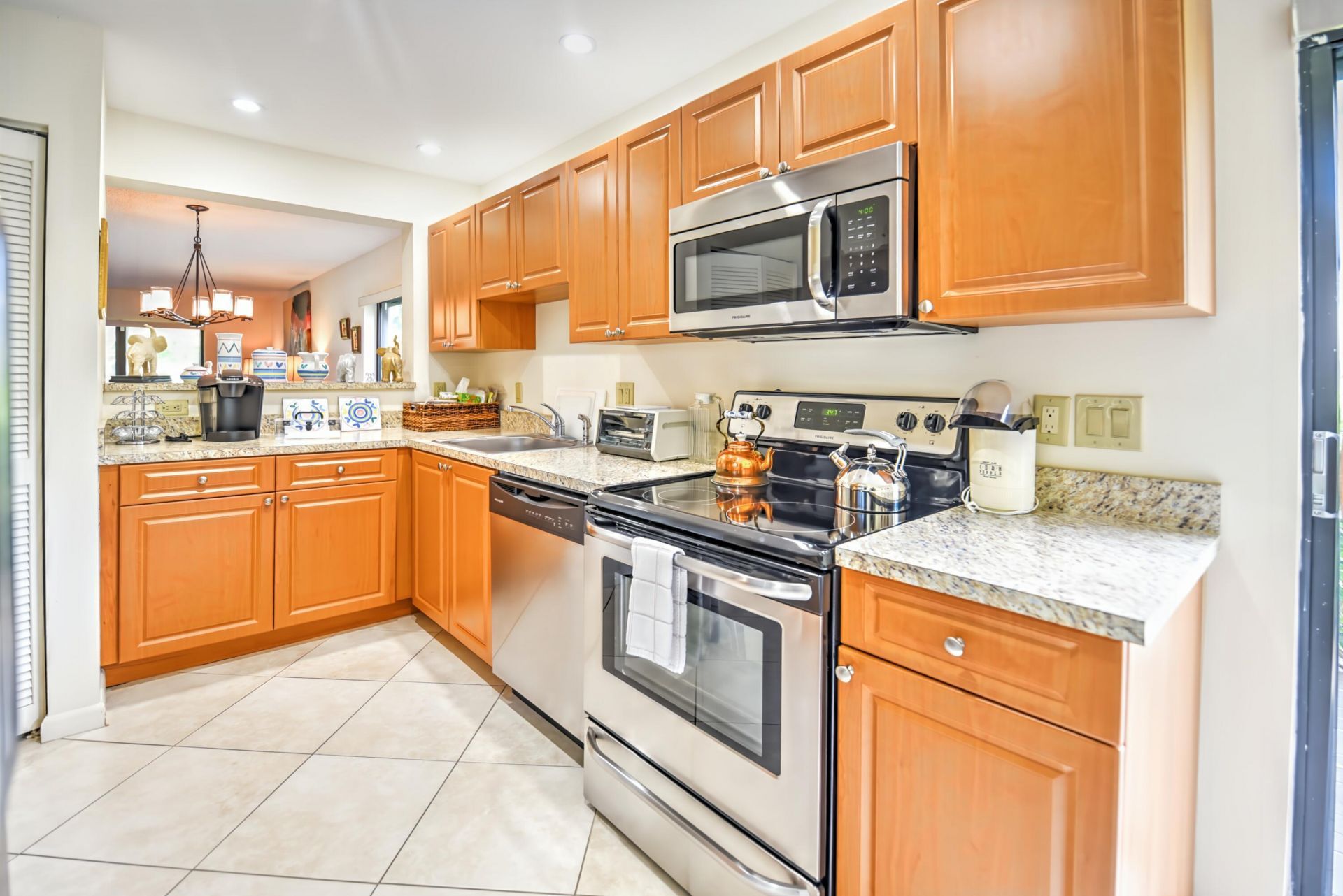 28 W Stratford Ln W, Unit C, Boynton Beach, FL 33436 Photo