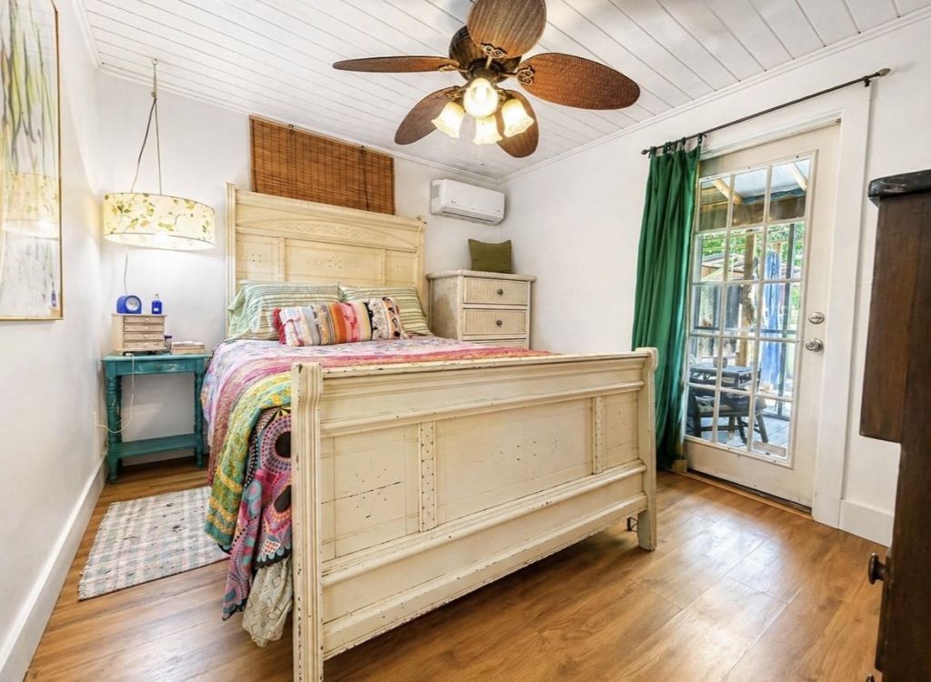259 Dr Frederick S Humphries Street, Apalachicola, FL 32320 Photo