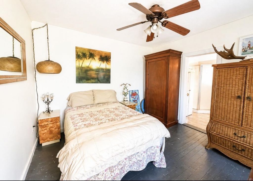 259 Dr Frederick S Humphries Street, Apalachicola, FL 32320 Photo