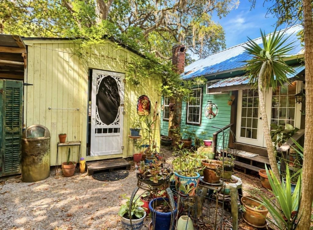 259 Dr Frederick S Humphries Street, Apalachicola, FL 32320 Photo