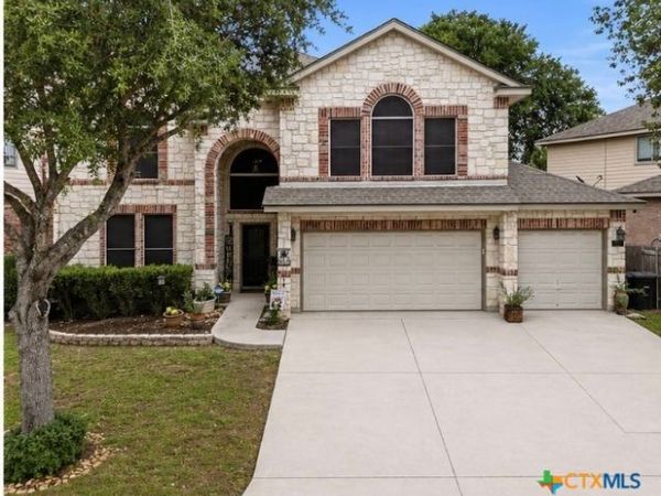 736 San Luis , New Braunfels, TX 78132