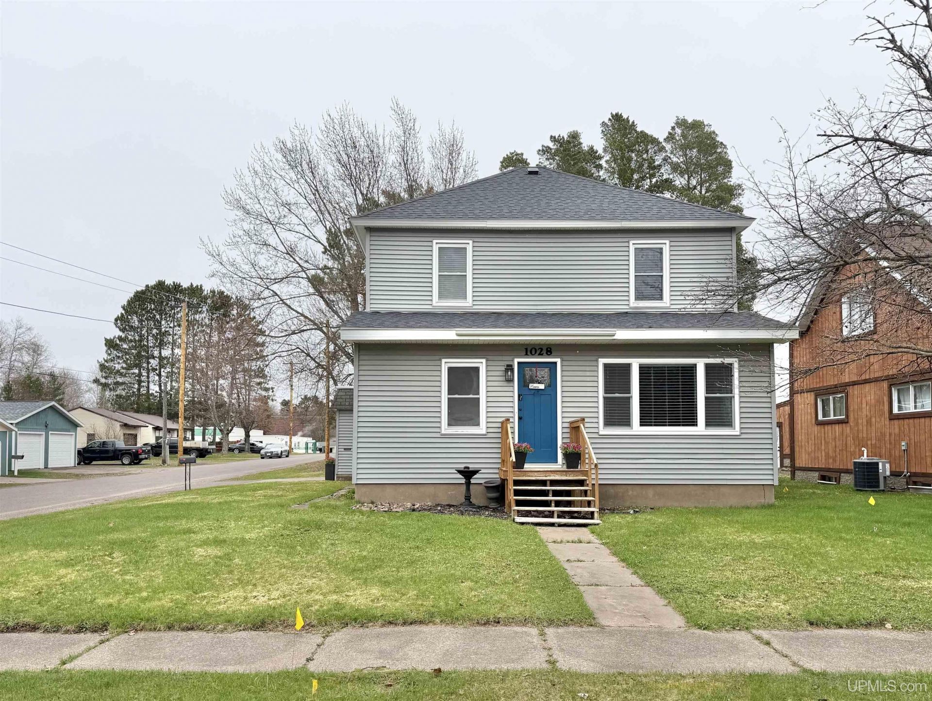 1028 Douglas Boulevard, Ironwood, MI 49938 Main Photo