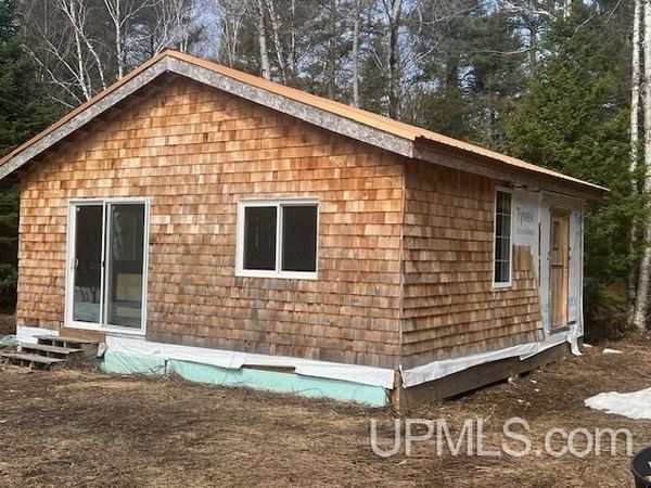 3414 #6 Road, Allouez Twp, MI 49950