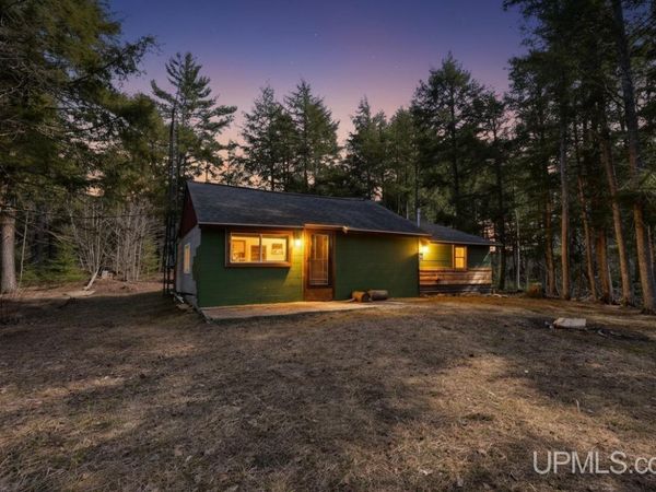 12451 15.5 Road, Nahma Twp, MI 49878