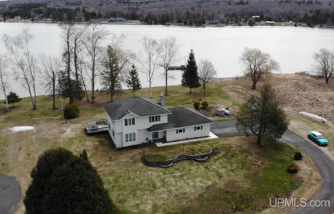 52950 Red Brick Road, Stanton Twp, MI 49931 Main Photo