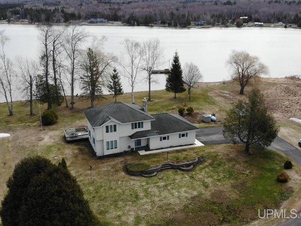 52950 Red Brick Road, Stanton Twp, MI 49931