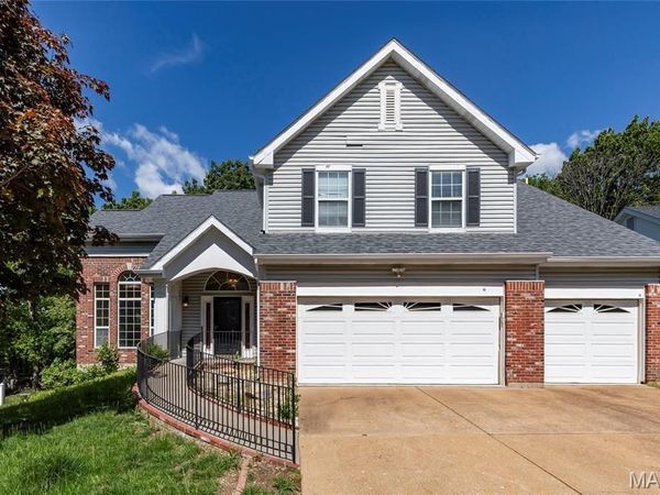 7637 River Walk Court, St Louis, MO 63129