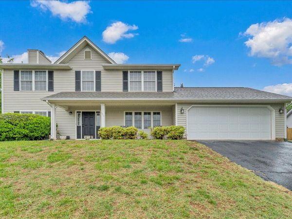 5914 Huntridge RD , Roanoke, VA 24019