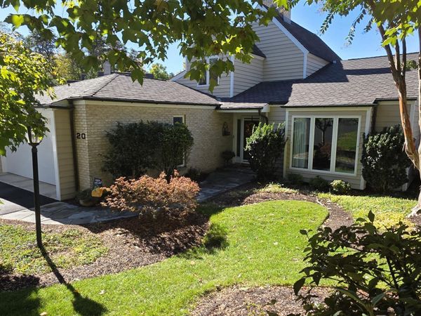 253 Island Green DR , Penhook, VA 24137