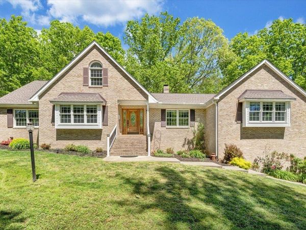 4620 Carvins Cove RD , Salem, VA 24153