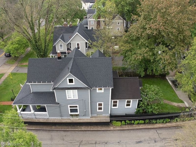 132 South Franklin Street , Chagrin Falls, OH 44022 Photo 5