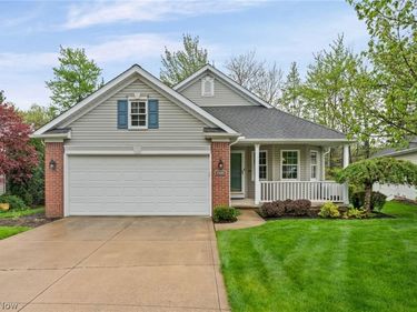 2495 Winesap Drive, Broadview Heights, OH 44147