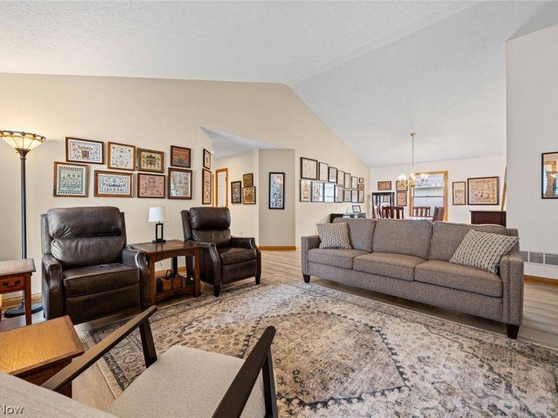2495 Winesap Drive , Broadview Heights, OH 44147 Photo 14