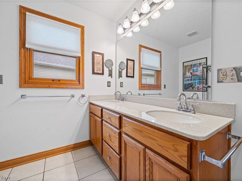 2495 Winesap Drive , Broadview Heights, OH 44147 Photo 18