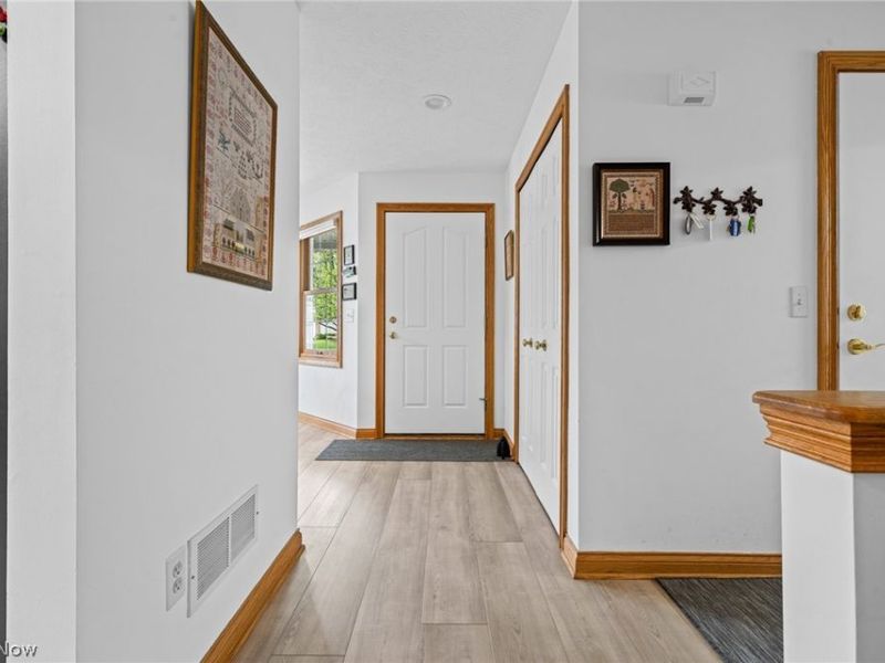 2495 Winesap Drive , Broadview Heights, OH 44147 Photo 4