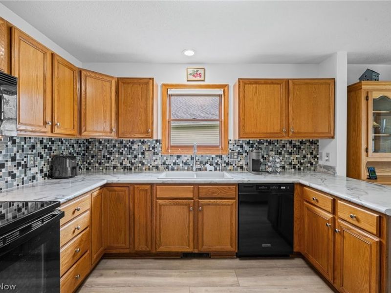 2495 Winesap Drive , Broadview Heights, OH 44147 Photo 7