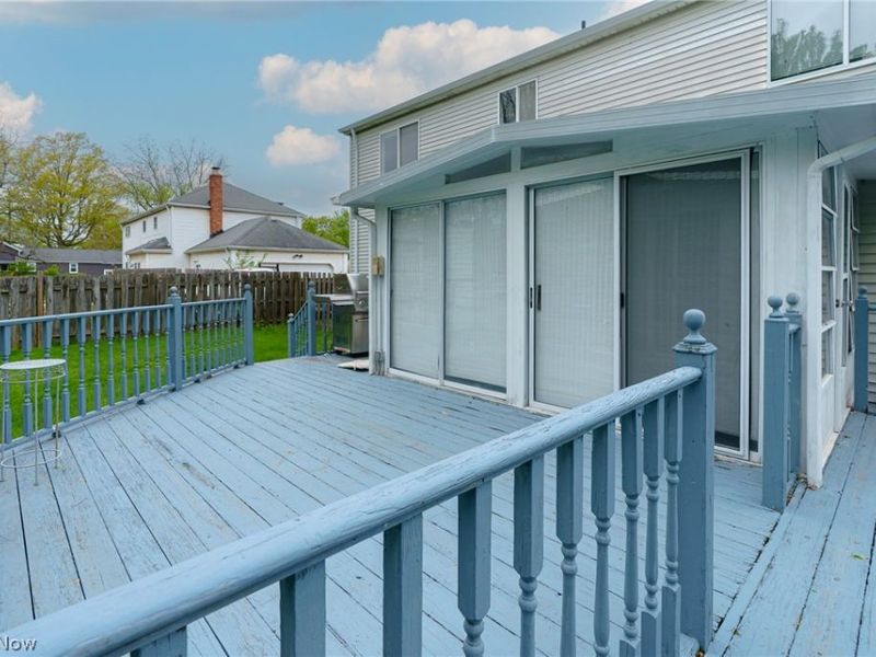 27111 Newton Circle , North Olmsted, OH 44070 Photo 5