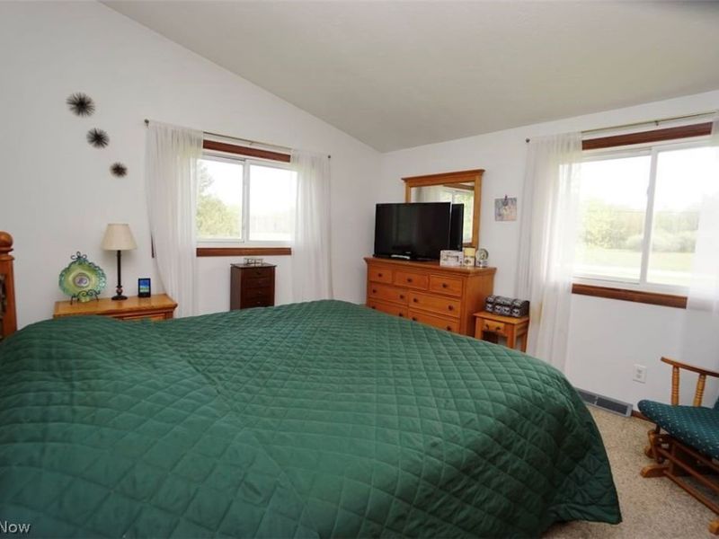 5875 Trumbull Road , Geneva, OH 44041 Photo 9