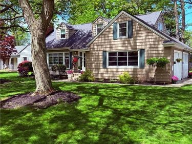 22636 Locust Lane, Rocky River, OH 44116