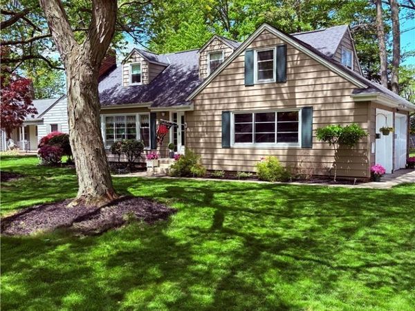 22636 Locust Lane, Rocky River, OH 44116