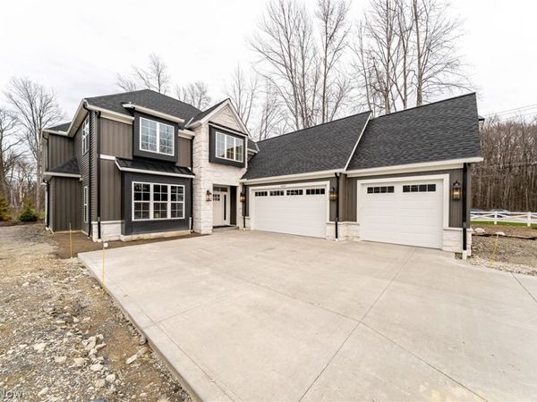 34345 Giovanni Avenue , Willoughby Hills, OH 44094