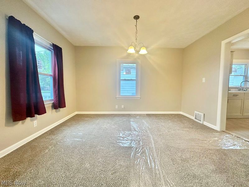 7503 Outlook Avenue , Brooklyn, OH 44144 Photo 4