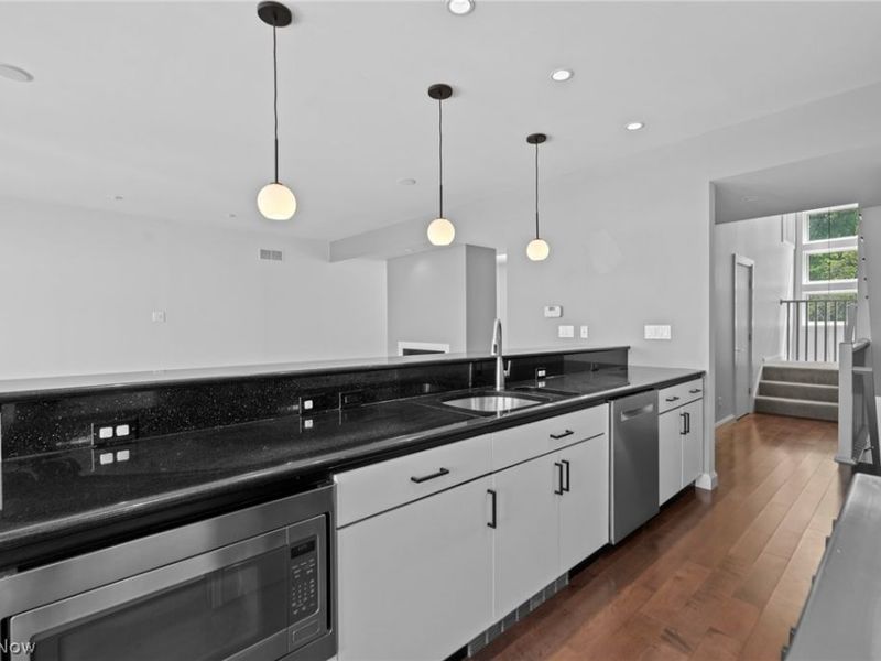 2339 Edgehill Road , Cleveland, OH 44106 Photo 12