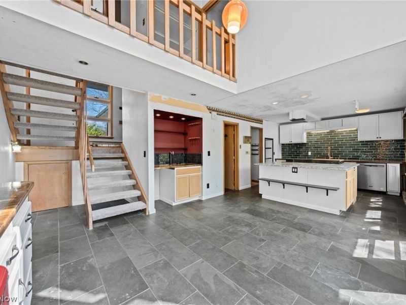 2292 Coventry Road , Cleveland Heights, OH 44118 Photo 5