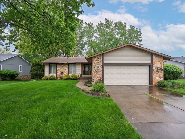 4600 Greenmeadow Avenue NW, Canton, OH 44709