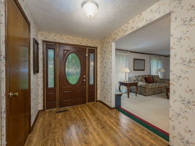 4600 Greenmeadow Avenue NW, Canton, OH 44709 Photo 2