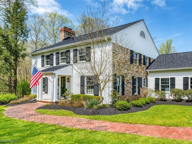 329 Timberidge Trail , Gates Mills, OH 44040 Photo 2