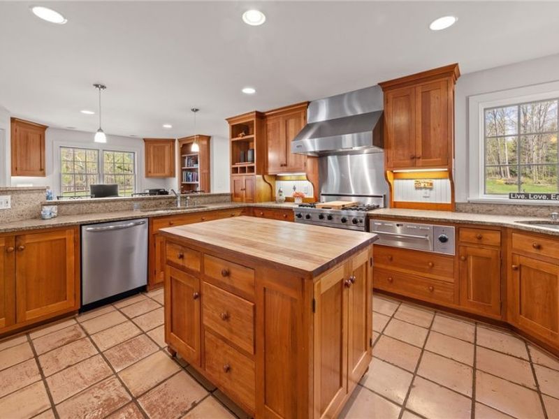 329 Timberidge Trail , Gates Mills, OH 44040 Photo 25