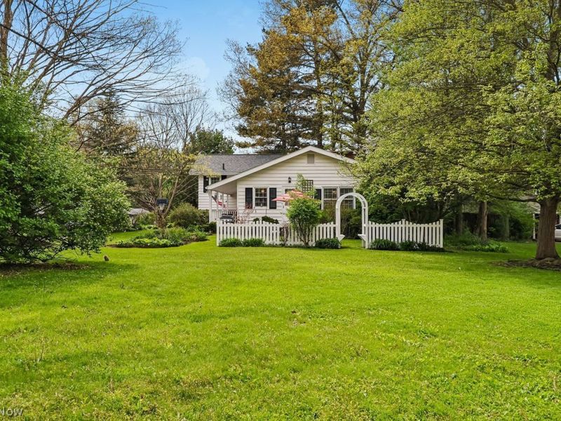 2063 Larchmont Road , Akron, OH 44313 Photo 41
