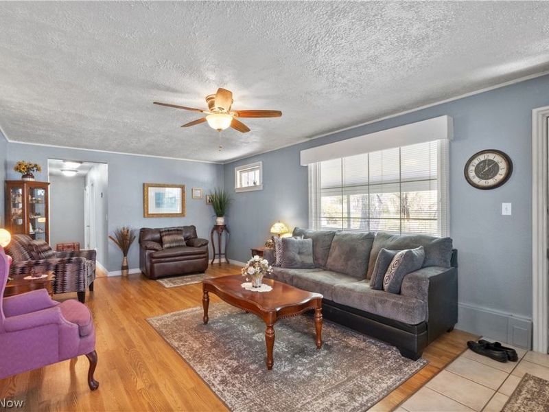 1542 Lake View Avenue , Madison, OH 44057 Photo 11