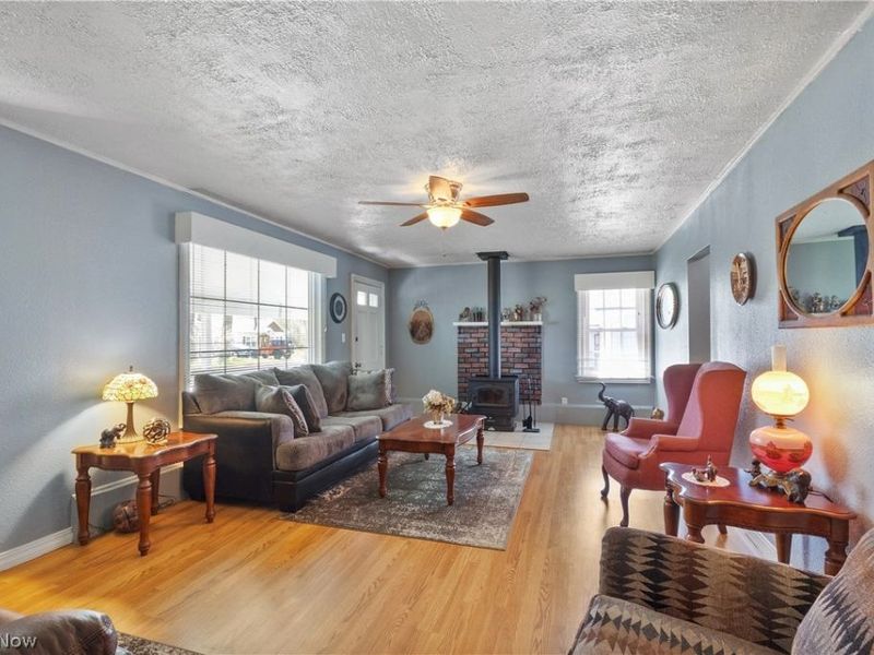 1542 Lake View Avenue , Madison, OH 44057 Photo 12