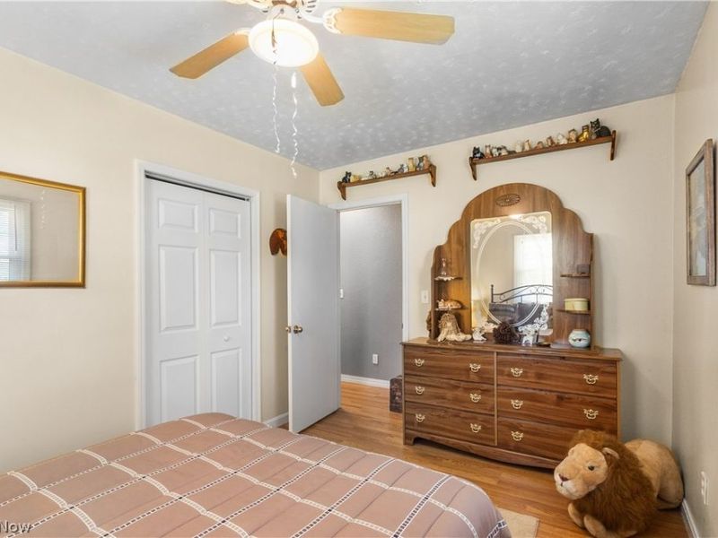 1542 Lake View Avenue , Madison, OH 44057 Photo 16