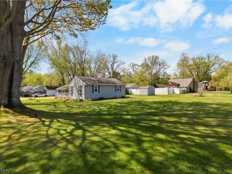 1542 Lake View Avenue , Madison, OH 44057 Photo 5
