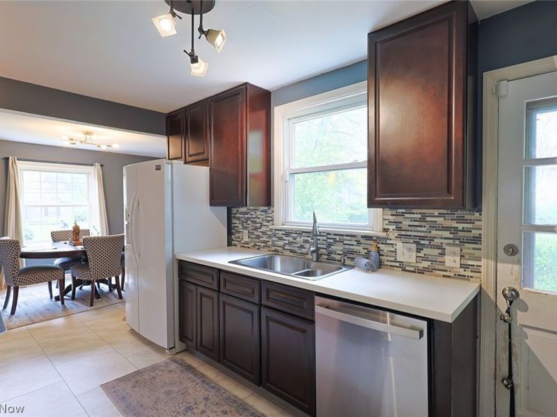 1393 Dorsh Road , South Euclid, OH 44121 Photo 14
